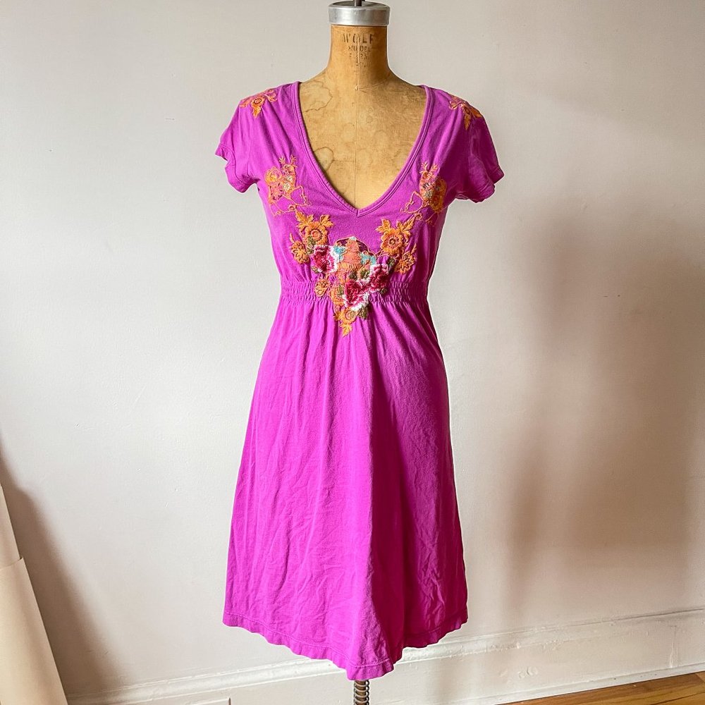 Johnny Was Purple Mini Dress with Embroidered Floral Smocked V Neckline Size M
